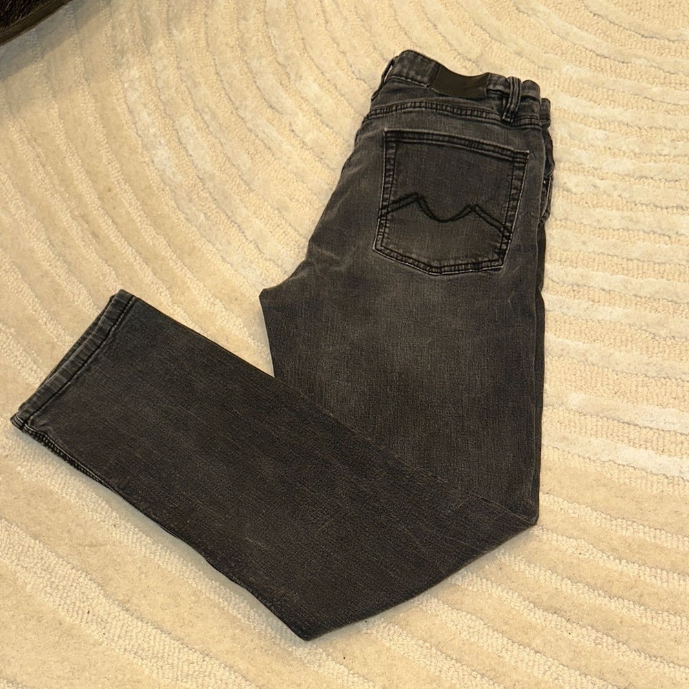 Classic Black Straight Men's Jeans